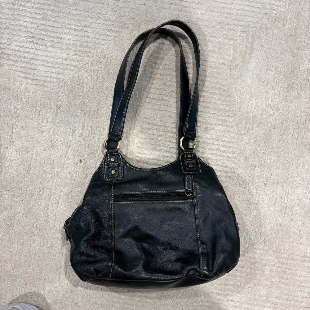 Elegant Black Leather Shoulderbag
